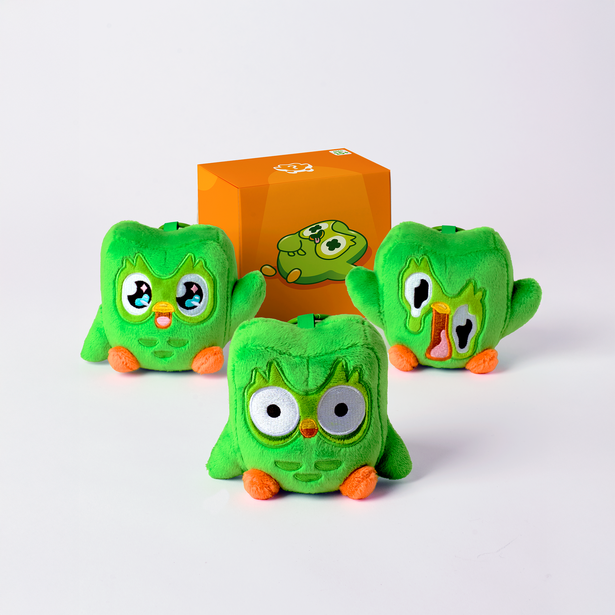 Duo Plushie Blind Box Keychain – Duolingo Duo Plushie Blind Box Keychain – Duolingo