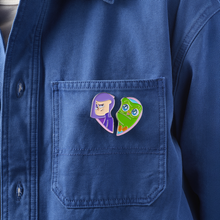 Carregar imagem no visualizador da galeria, Together Forever Pin Set
