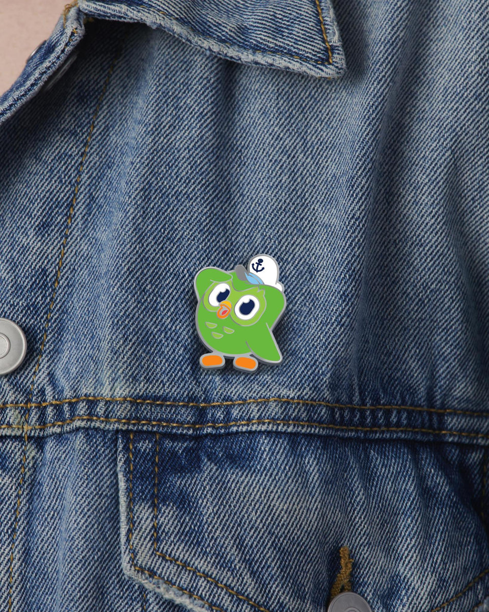 Duolingo World Cruise Pin